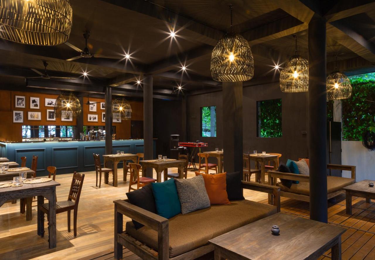 Hôtel Locale à Weligama Extérieur photo
